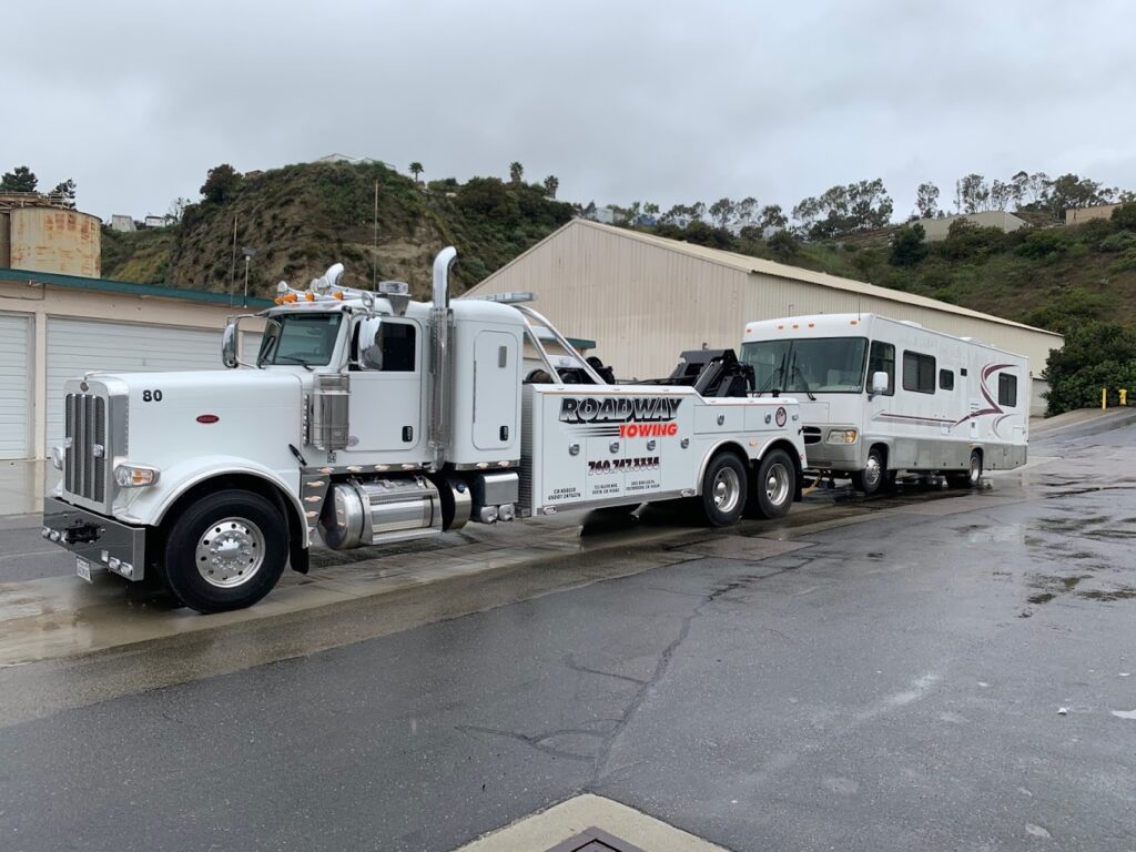 Heavy Duty Towing in Vista