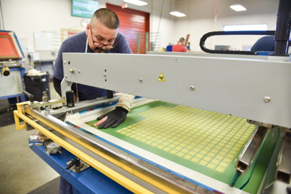 Top Uses of Decals and Labels in Manufacturing Environments