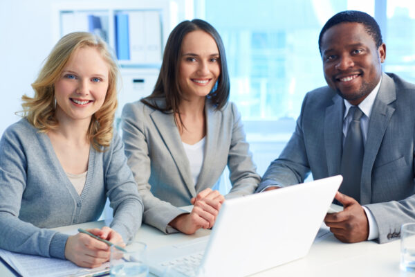 Leading PEO Service Provider for Payroll, HR, and Compliance in Canada