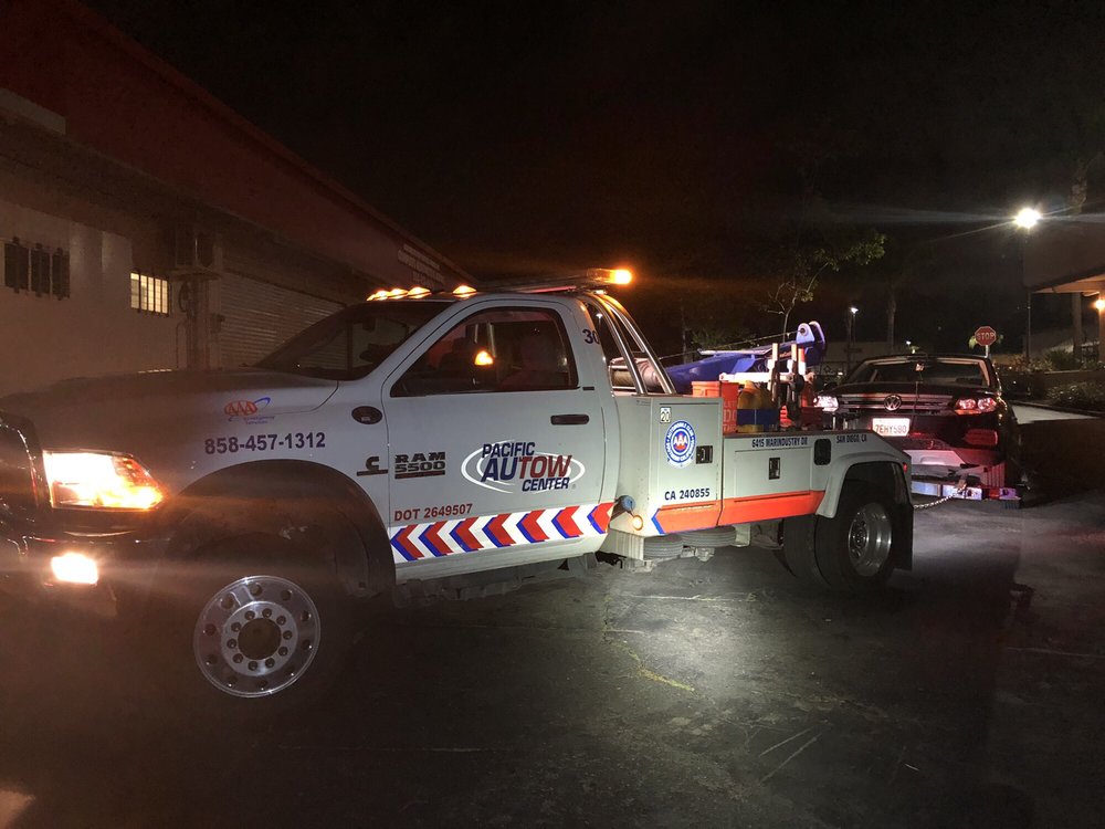 24/7 Towing service in Poway