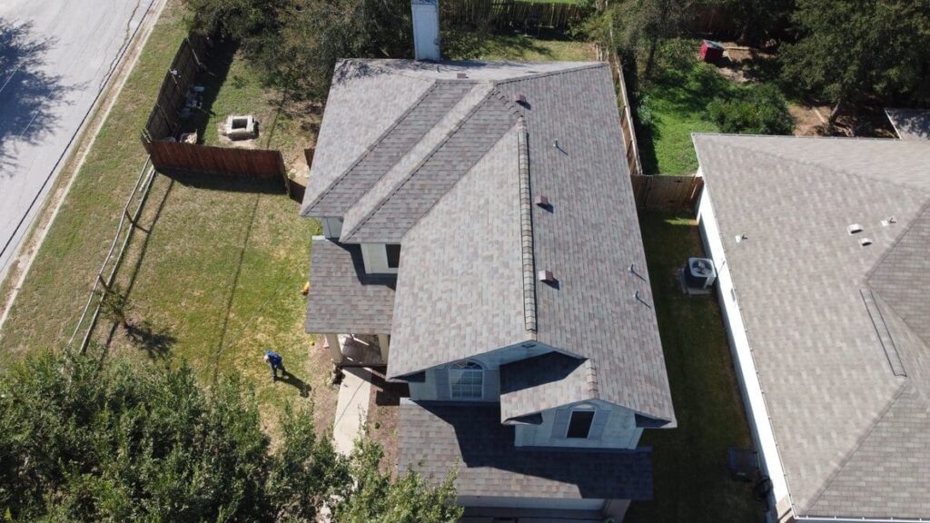 asphalt roofing contractor
